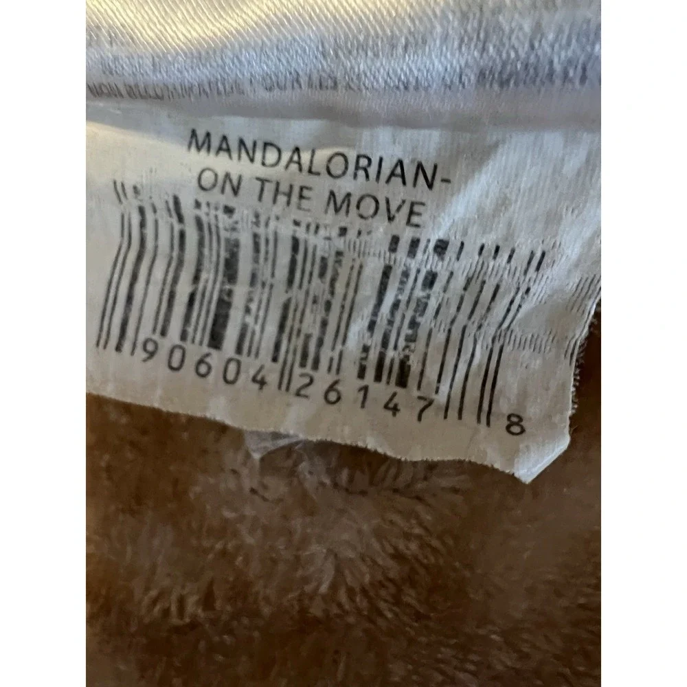 The Mandalorian Baby Yoda Disney Star Wars 48X38 Fleece Plush‎ Throw Blanket